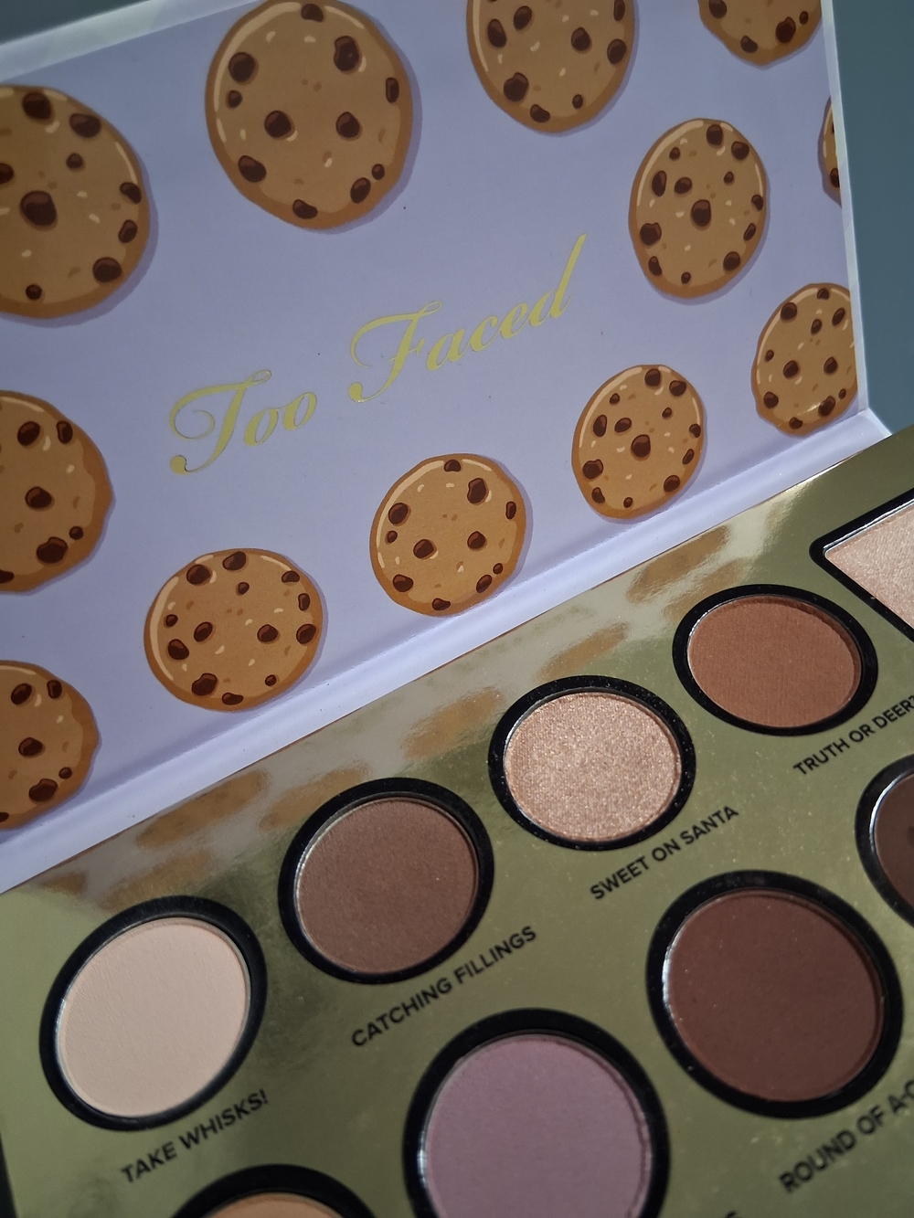 Too Faced Christmas Bake Shop-Chocholate Chip